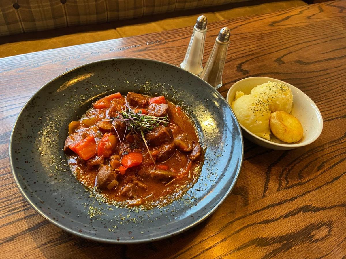 Dromod The Copper Still Bar Restaurant & Boutique Rooms מראה חיצוני תמונה