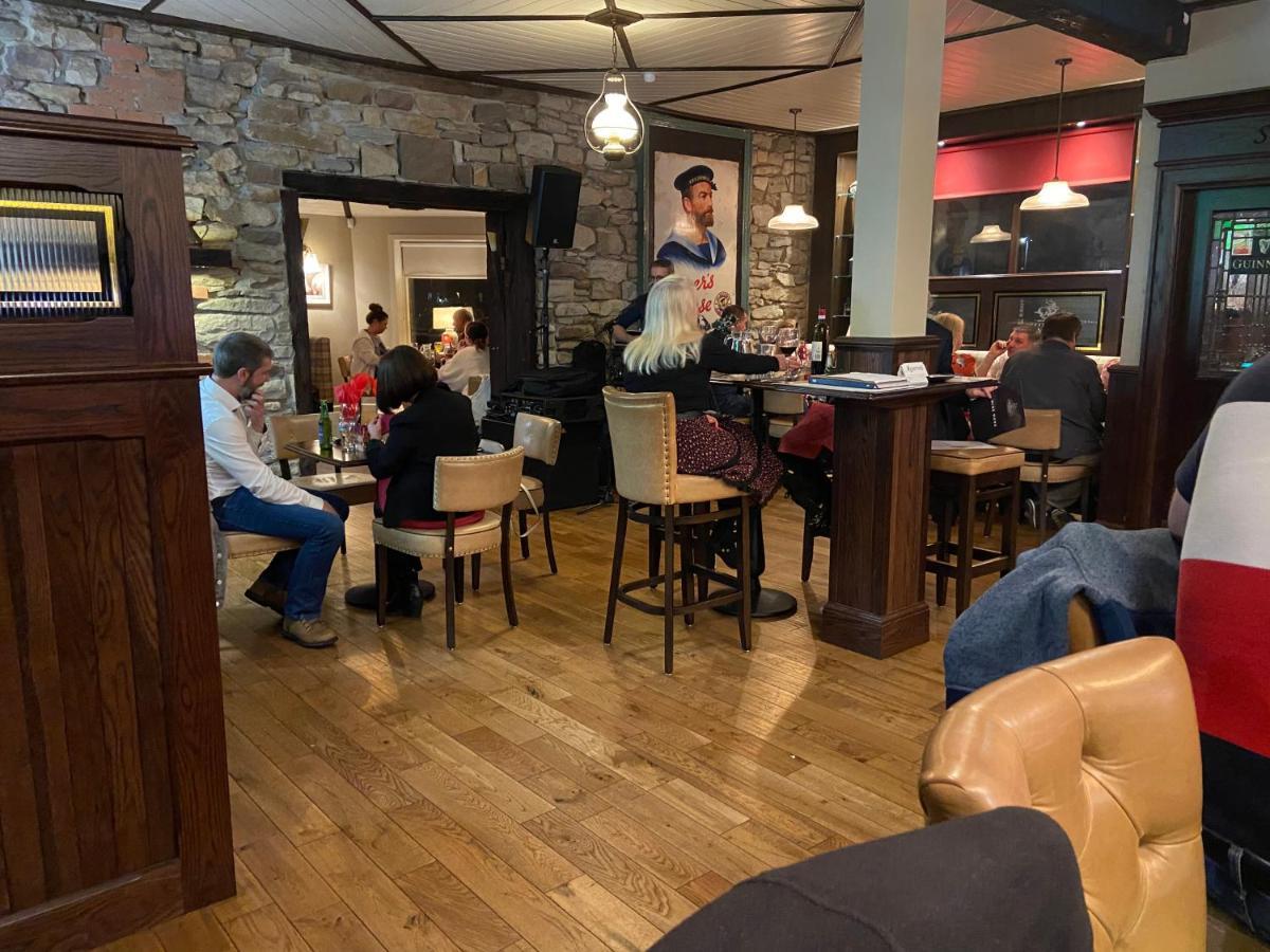 Dromod The Copper Still Bar Restaurant & Boutique Rooms מראה חיצוני תמונה